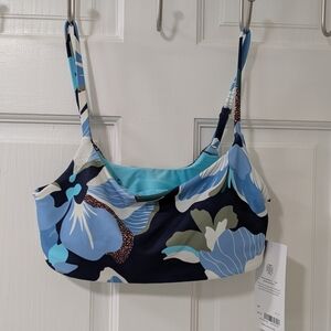 Floral Blue and Black Crop Top